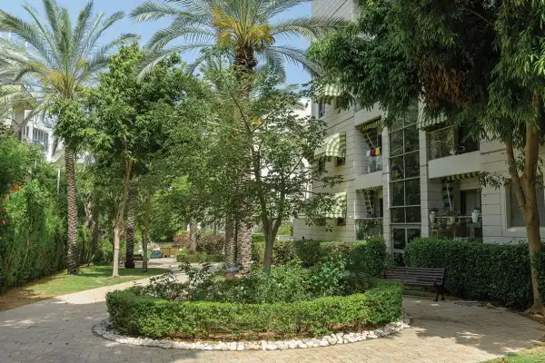 סיורים באחוזת צהלה לפני המעבר לדיור מוגן