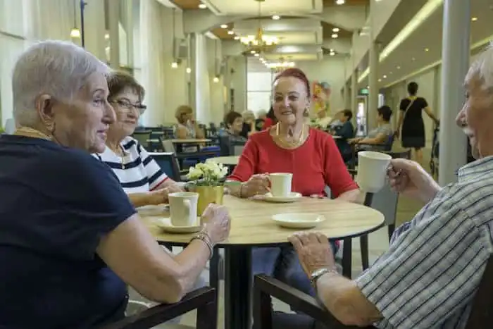 עצות להתמודדות ולחוסן אישי בגיל השלישי - אחוזות רובינשטיין